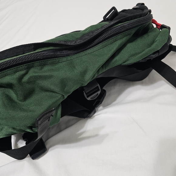 Osprey Vintage Green & Black Hiking Waist Pack / Fanny Pack Trail Outdoor Bag - Picture 3 of 6
